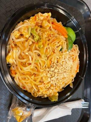 Dine in Chicken Pad Thai