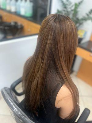 Cut&Color by stylist Desiree