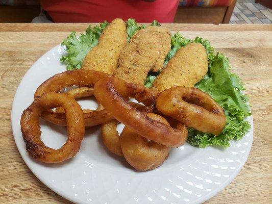 Chicken strips and onion rings