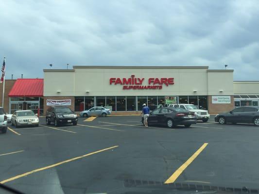 New storefront former Bag N Save at 50th & Grover