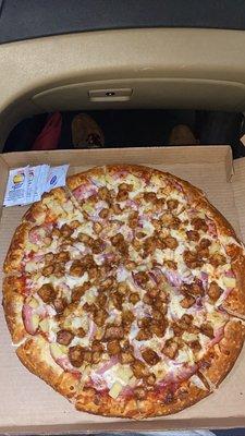 14. 15" Large Big Island BBQ Chicken Pizza