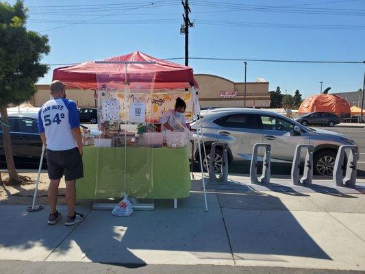 Setup on Sepulveda just north of Palms.