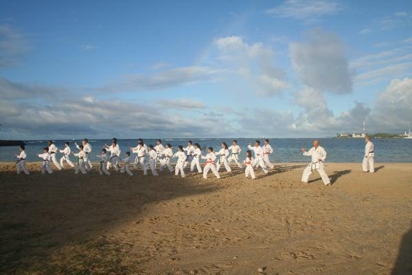 Beach training at Ala moana beach park (Nov 2014). Look at the rainbow !