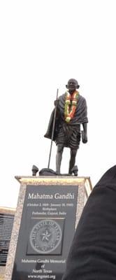 Mahatma Gandhi statue at jefferson park irving texas.