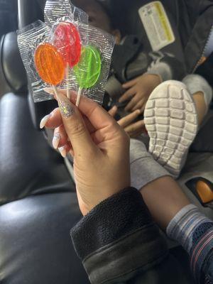 Lollipops for the littles! Even though my son doesn't like candy  It was so sweet of them!