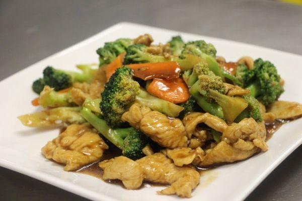 One of the popular Chicken with Broccoli!