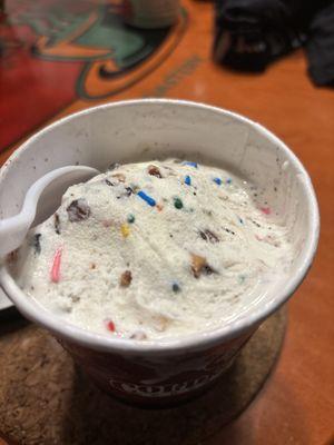 Pint of sweet cream, Oreo, sprinkles, and roasted almonds!