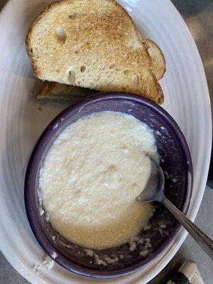 Grits and toast