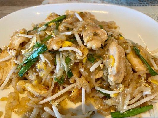 Pad Thai with chicken