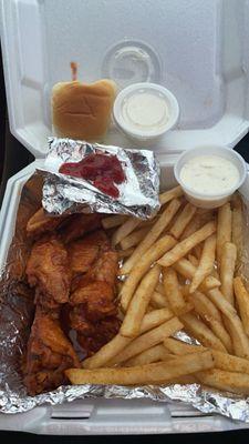 Chassy special 10$ 6 piece wing with fries & drink