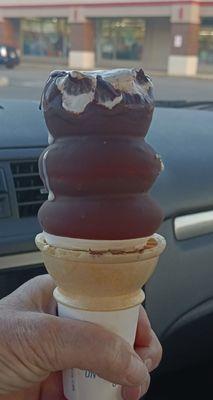 Medium dipped cone.