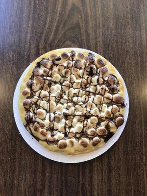 Smores' Dessert Pizza