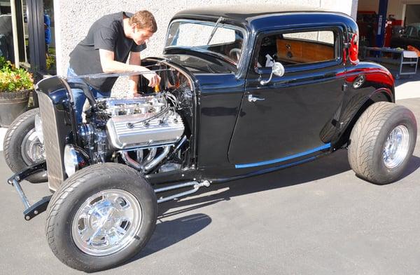 Auto Restoration, Modification and Service for Custom and Classic Hot Rods at Platinum Black