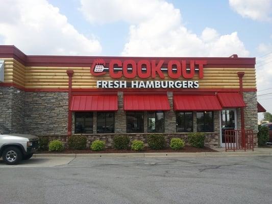 Great place for a burger meal and a low price.  Late night place for sure.  Open later than most in town.