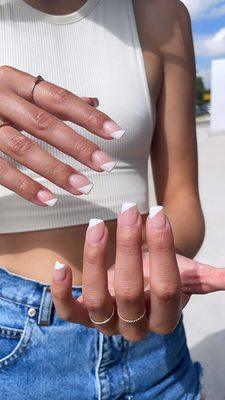 Slanted French tips