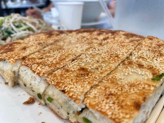 Onion Sesame Bread With Green Onion