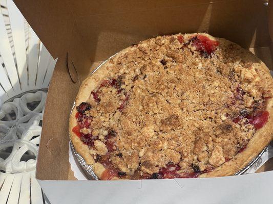 Strawberry rhubarb pie