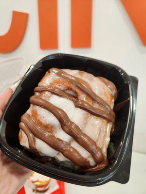 NUTELLA CINNAMON ROLL