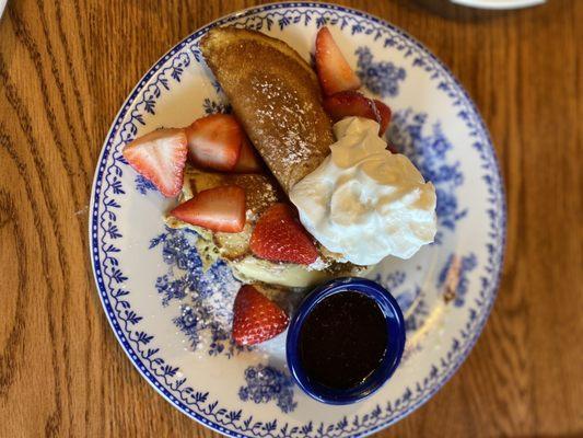 Stuffed Cheesecake Pancake Breakfast