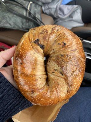 Cinnamon raisin bagel