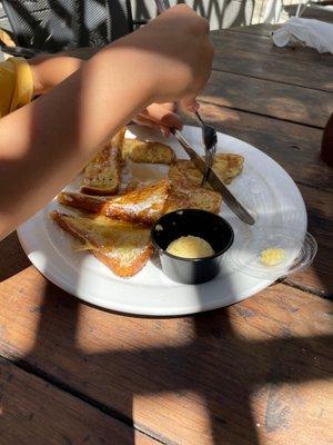 Kids French toast (1/2 serving)