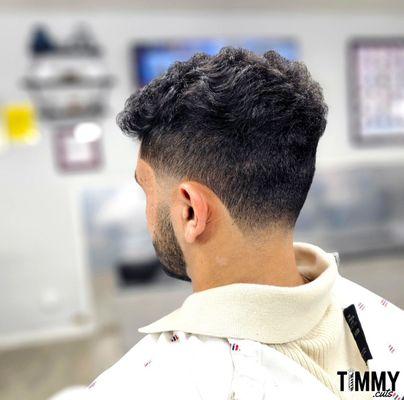 IG: @fadeitbarbershopoc