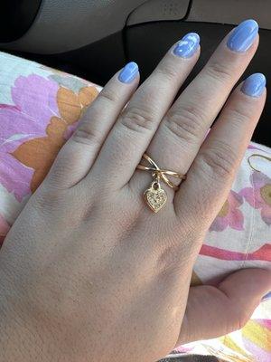 Found the cutest vintage ring here