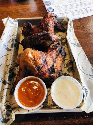 3 smoked wings. More like 6. Very tasty, smoky and a nice spicy kick. House made ranch awesome.