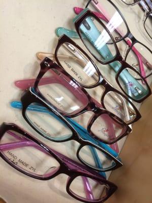 Fashiontabulous frames.