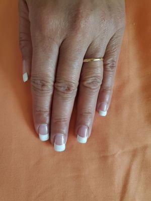 French gel manicure