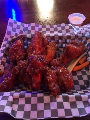 Jim beam honey bbq and honey hot garlic wings