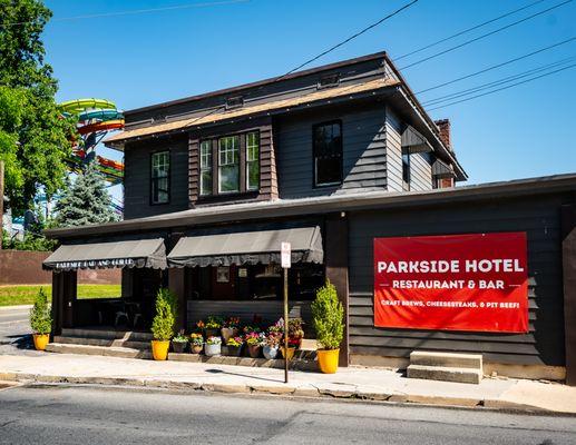 Parkside Hotel Restaurant & Bar