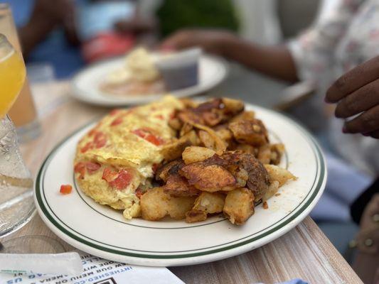 Omelette & Homefries