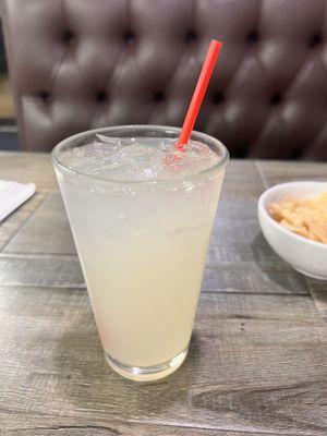 House made limonada (fresh and delicious)