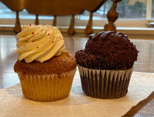 White chocolate raspberry and triple chocolate cupcakes.