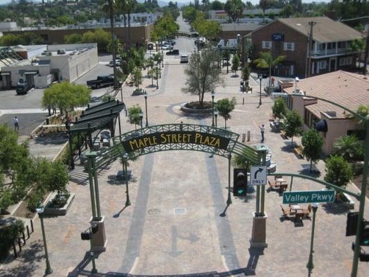 Aerial view of Maple Street Plaza