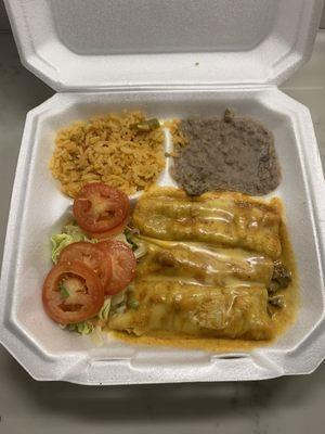 Gravy enchilada plate