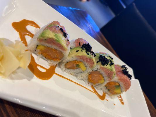 Crazy Monkey Roll...pretty tasty, soft texture, very good with extra volcano sauce on the side!