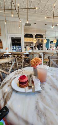 Raspberry macaroon and Raspberry lemonade