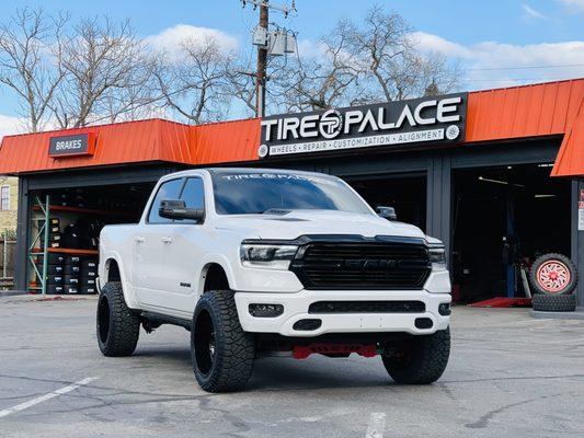 Tire Palace