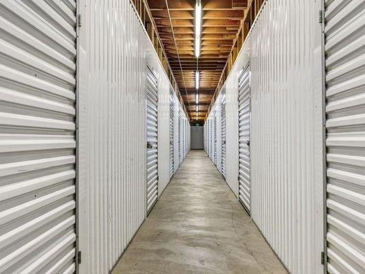 Interior Units - Extra Space Storage at 1620 14th St, Santa Monica, CA 90404