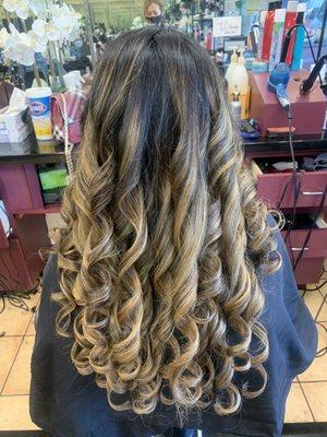 Blonde balayage