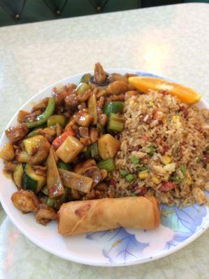 Kung pao chicken lunch combo