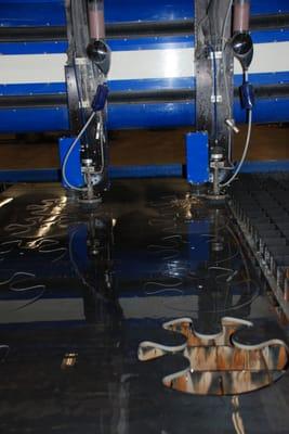 Dual Head 60,000 PSI Waterjet Cutting Machine 13' x 8' Table