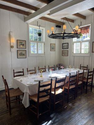 1st floor dining area