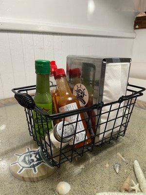 Condiment cage