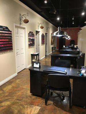 Head Over Heels Salon