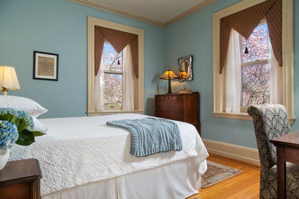 The Franklin Room with Private Detached Bathroom with Stained Glass Window