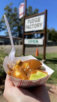 Caramel apple wedges