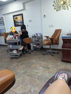 The nail tech who rushed my pedi and the new customer who was more important....